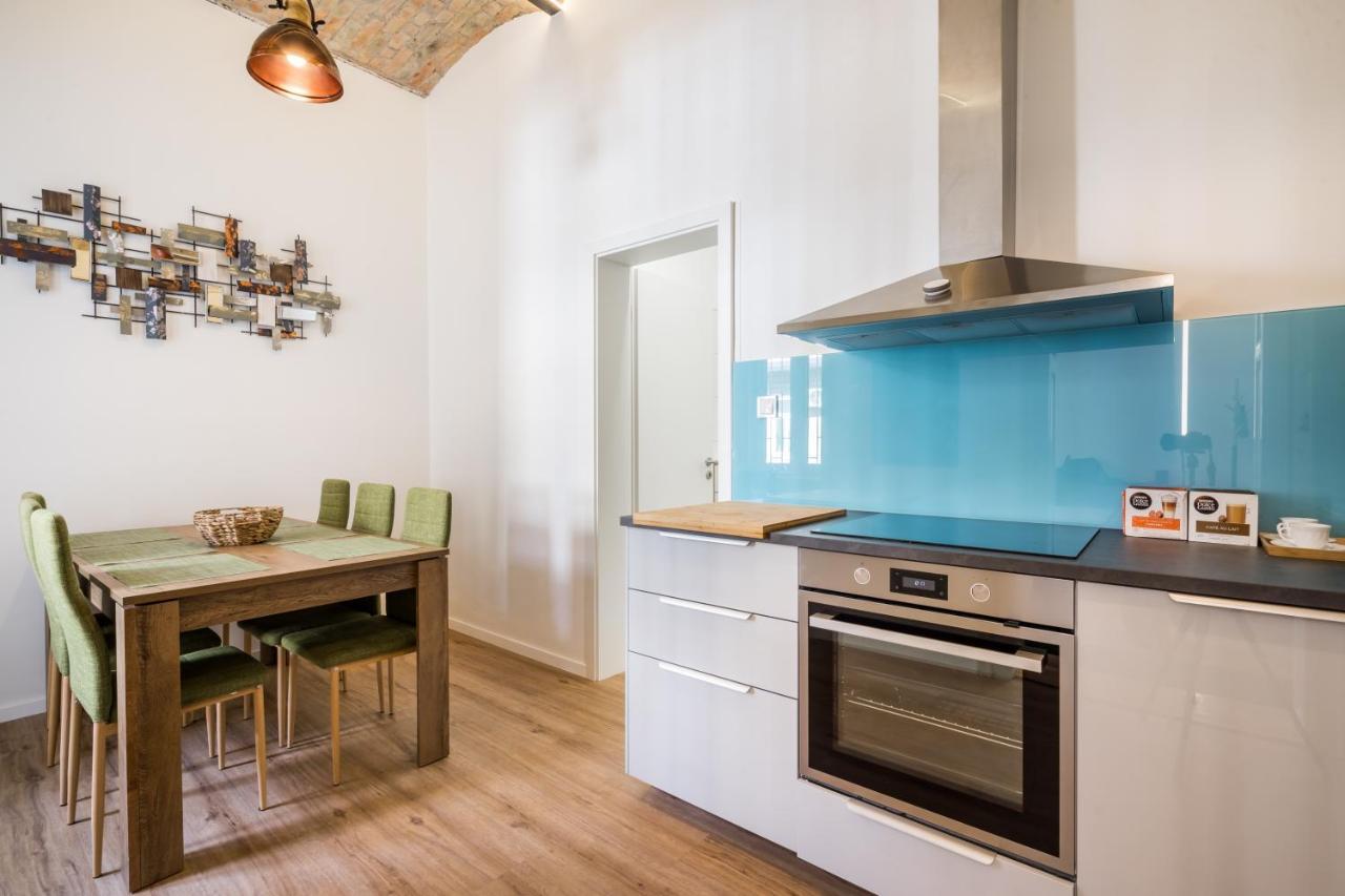Bpr Stylish Vagabond Apartment With Ac Budapest Esterno foto