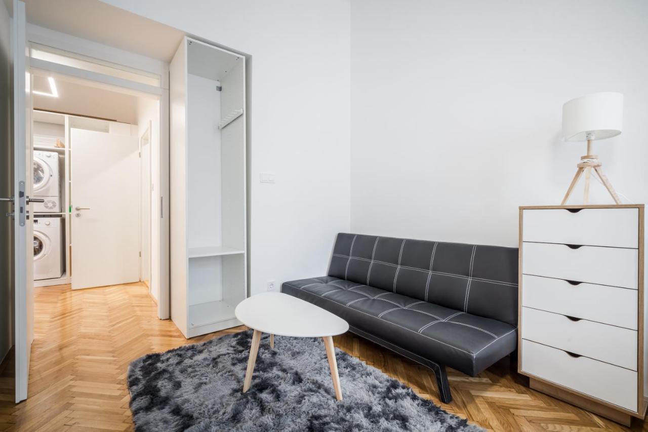 Bpr Stylish Vagabond Apartment With Ac Budapest Esterno foto