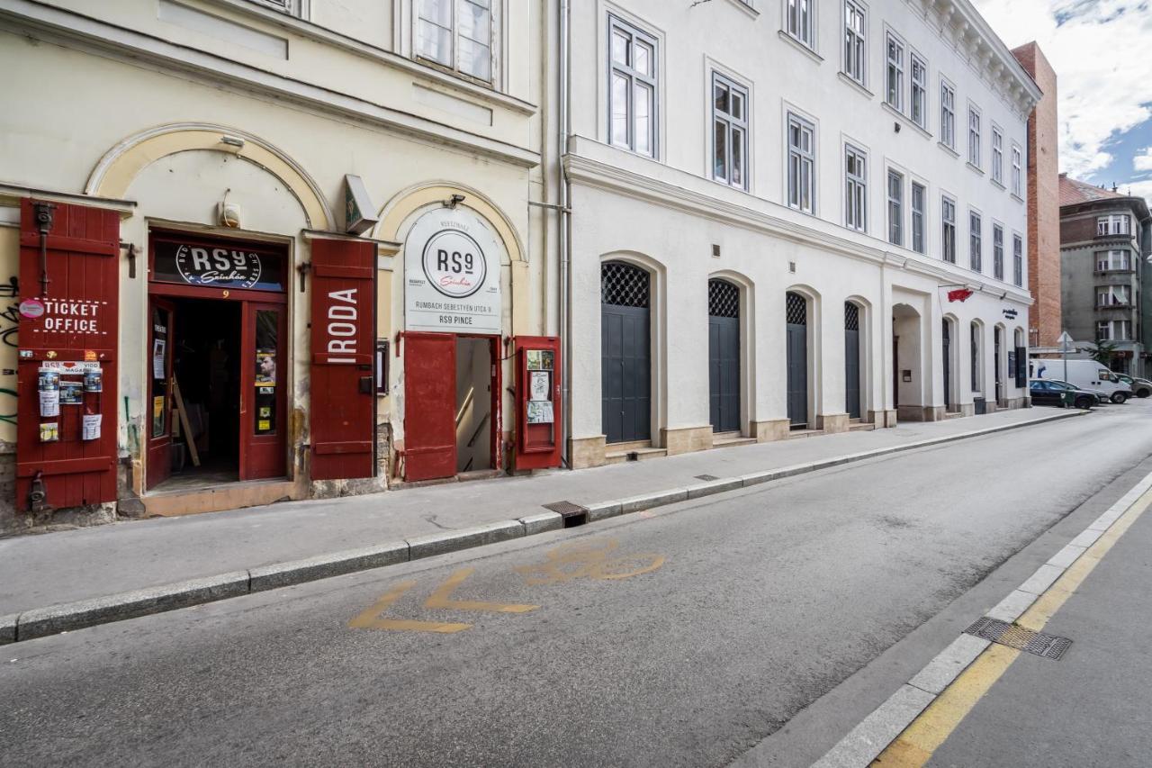 Bpr Stylish Vagabond Apartment With Ac Budapest Esterno foto