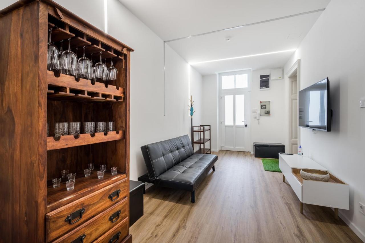 Bpr Stylish Vagabond Apartment With Ac Budapest Esterno foto