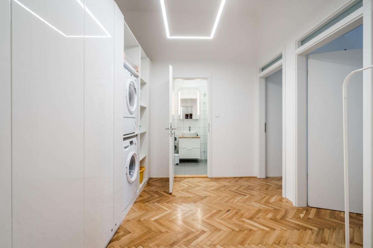 Bpr Stylish Vagabond Apartment With Ac Budapest Esterno foto